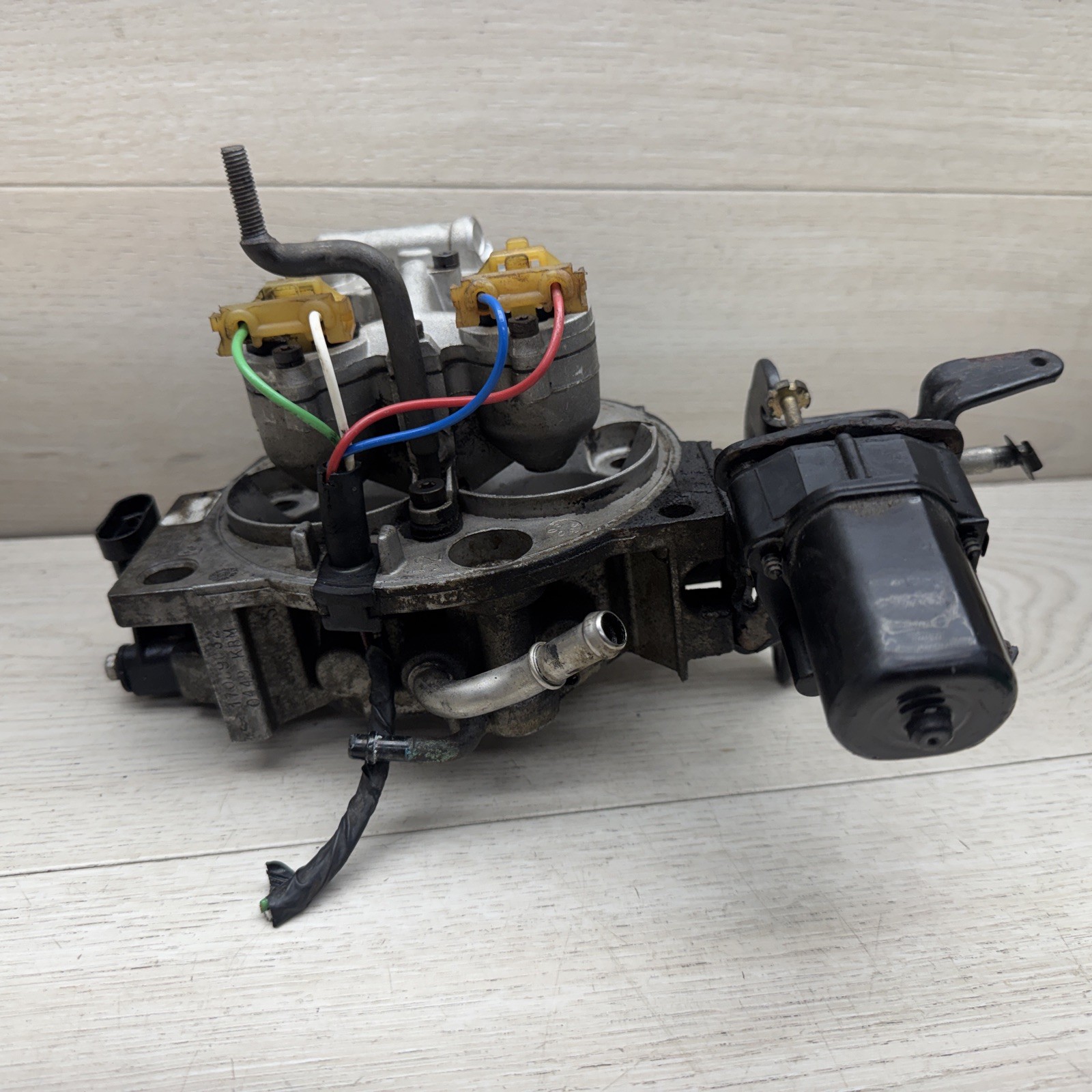 88 89 Cadillac Deville Eldorado 4.5 TBI Throttle Body 17089032 Injector Assembly