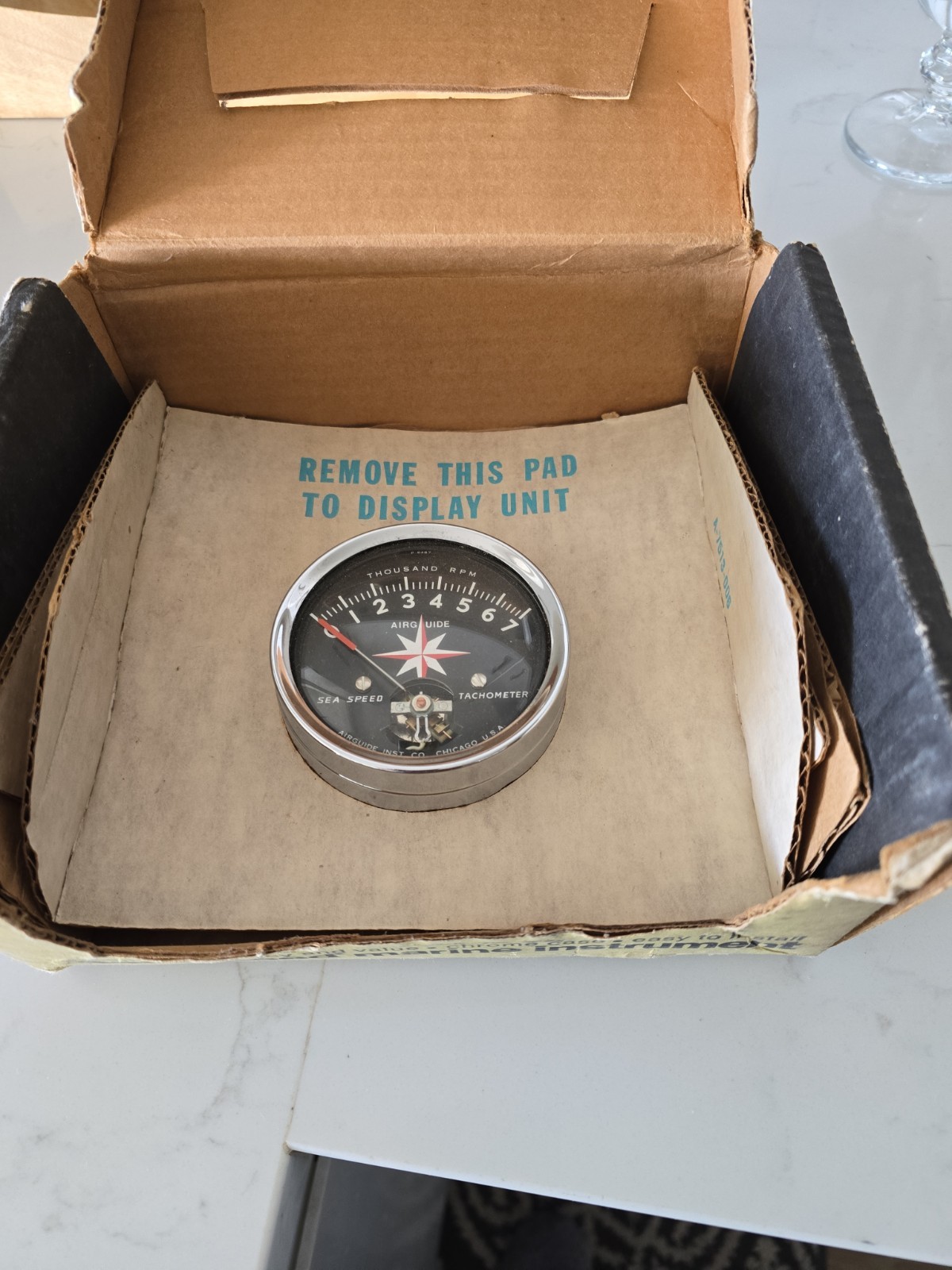 Vintage Airguide Sea-speed Marine Tachometer Model 690-BB. NOS, in-box.