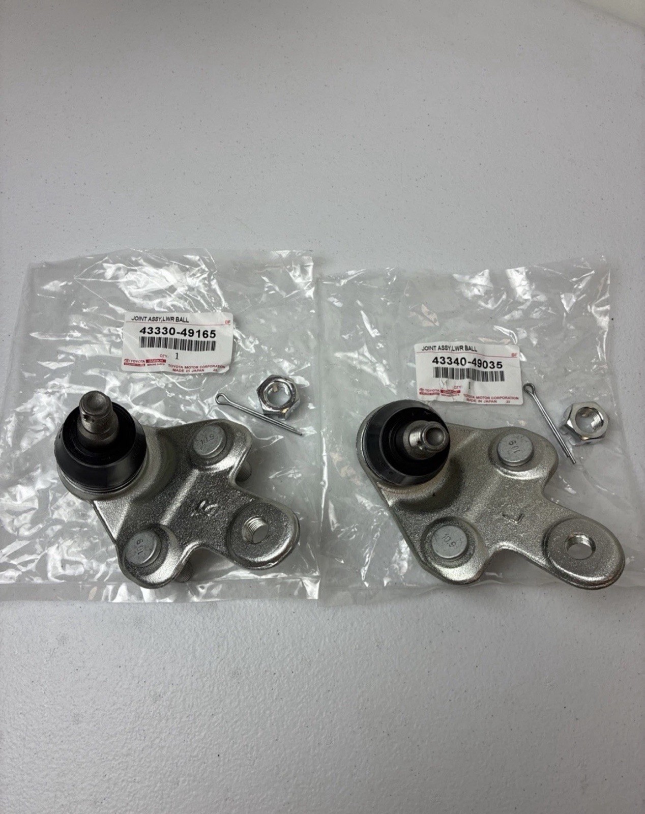 TOYOTA LEXUS Genuine OEM Front Lower Ball Joint RH & LH Set RX350 RX450h New