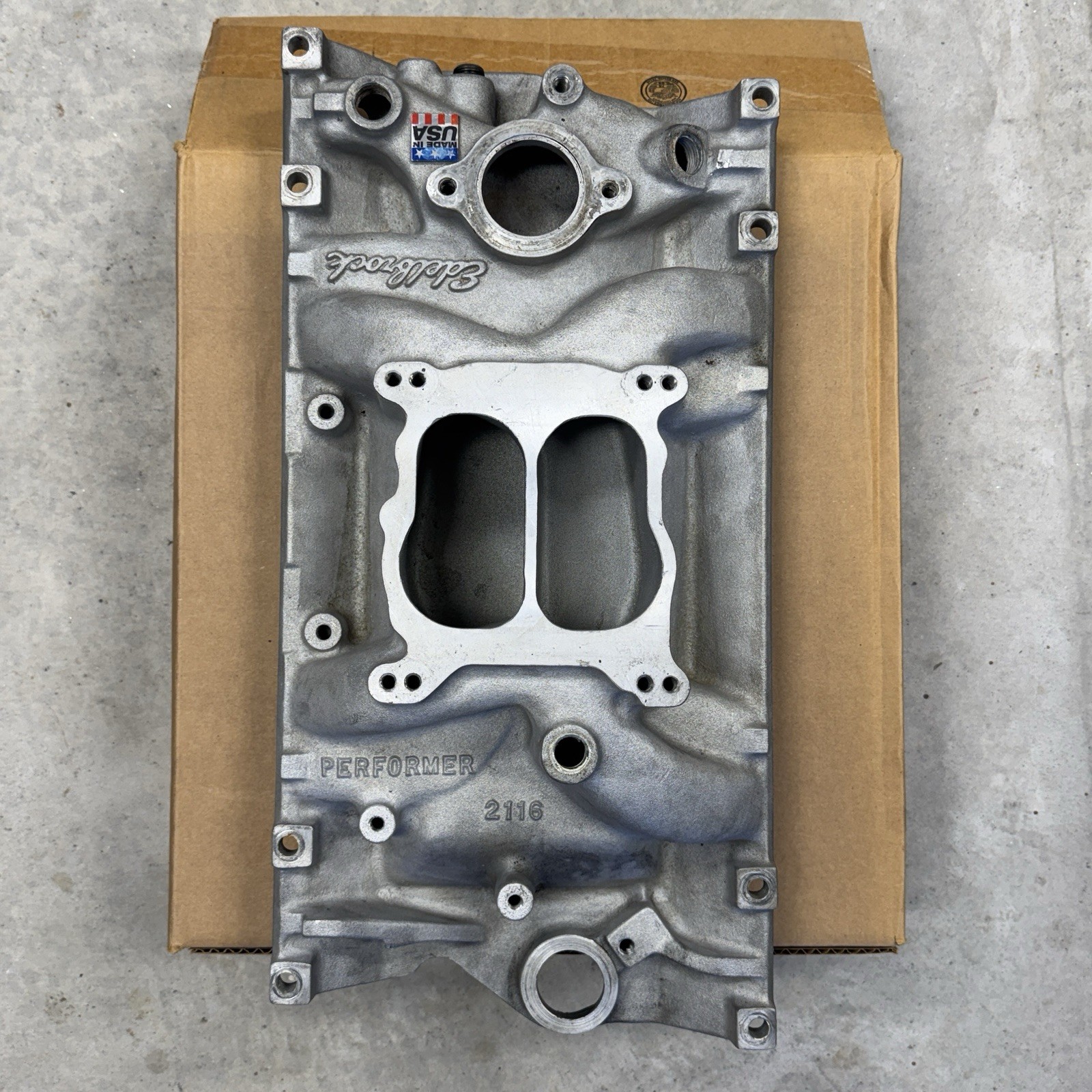 Edelbrock 2116 Vortec Intake Manifold for Chevrolet Small Block