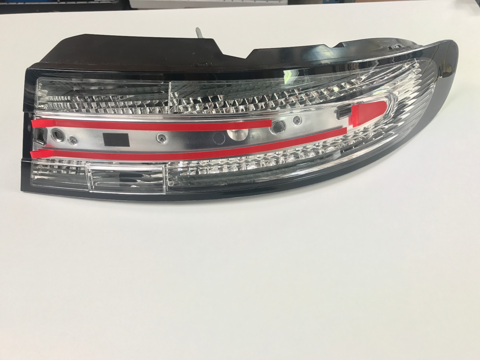 Aston Martin V8/V12 Vantage Clear Rear Lamp Kit with Black Border