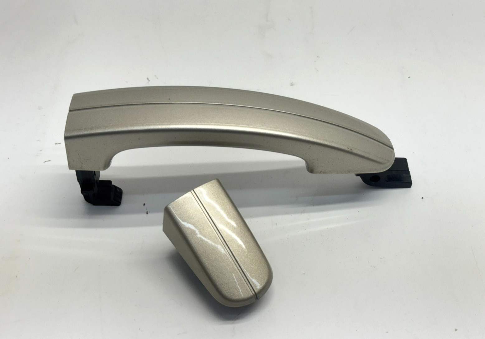 2012-2018 Ford Focus Escape Front Right Outer Door Handle GN
