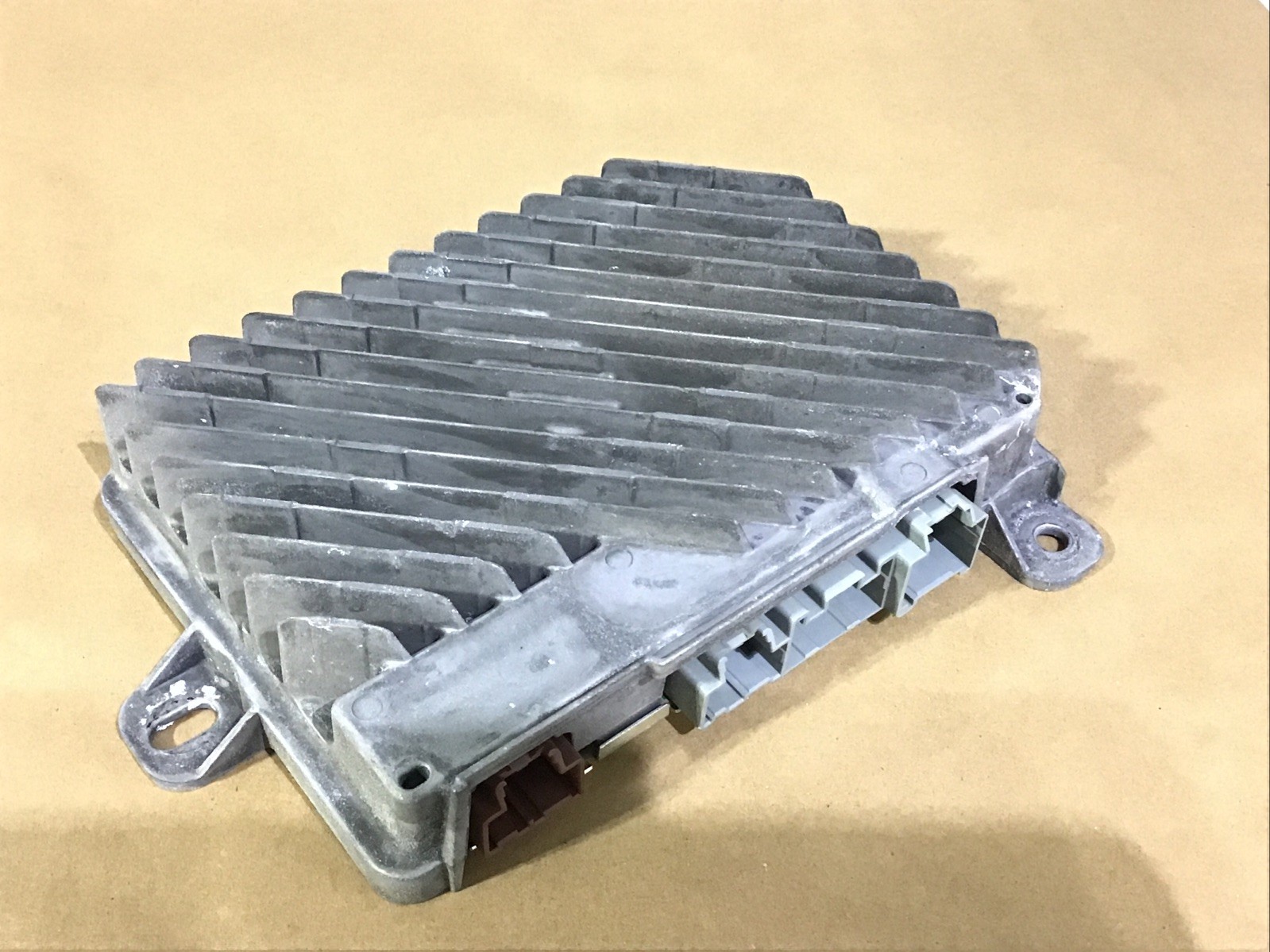 2014-2020 CHEVY MALIBU IMPALA OEM Bose Amp Factory Radio Amplifier 23106183 2014-2020 CHEVY MALIBU IMPALA OEM Bose Amp Factory Radio Amplifier 23106183