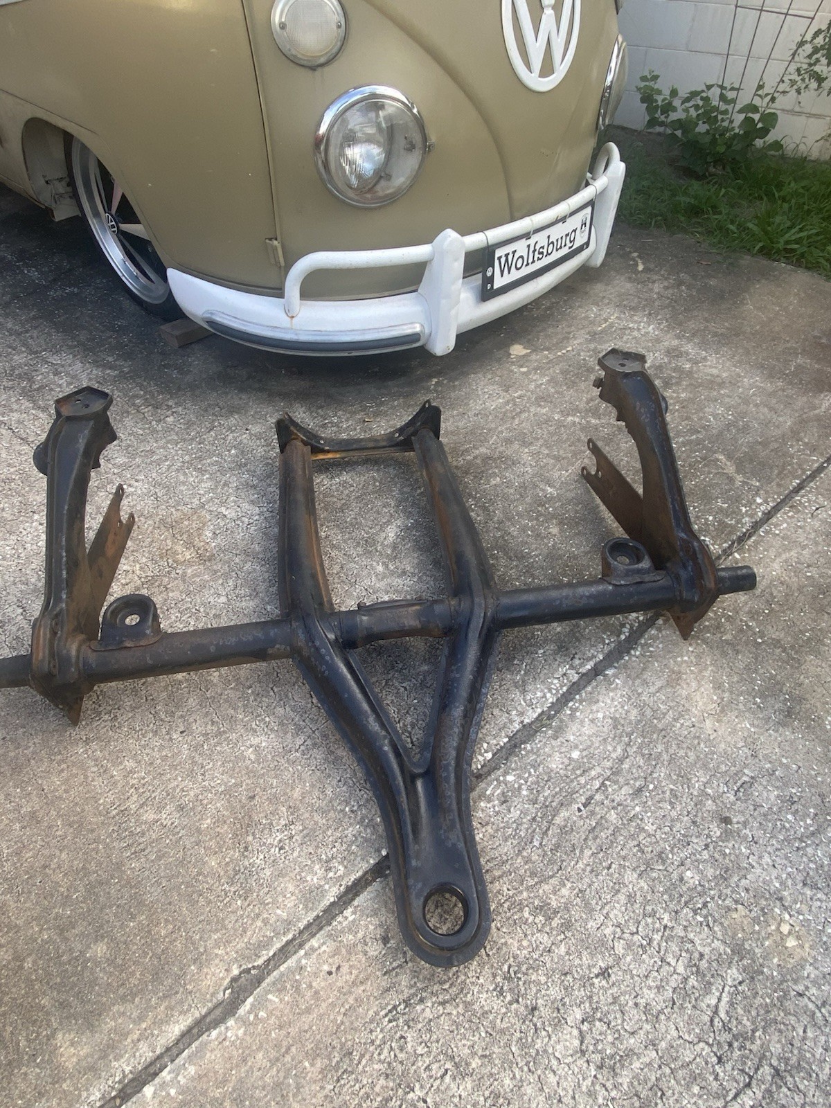 Volkswagen Type 3 Rear End Suspension Torsion Bar Spring Plate Swing Axle