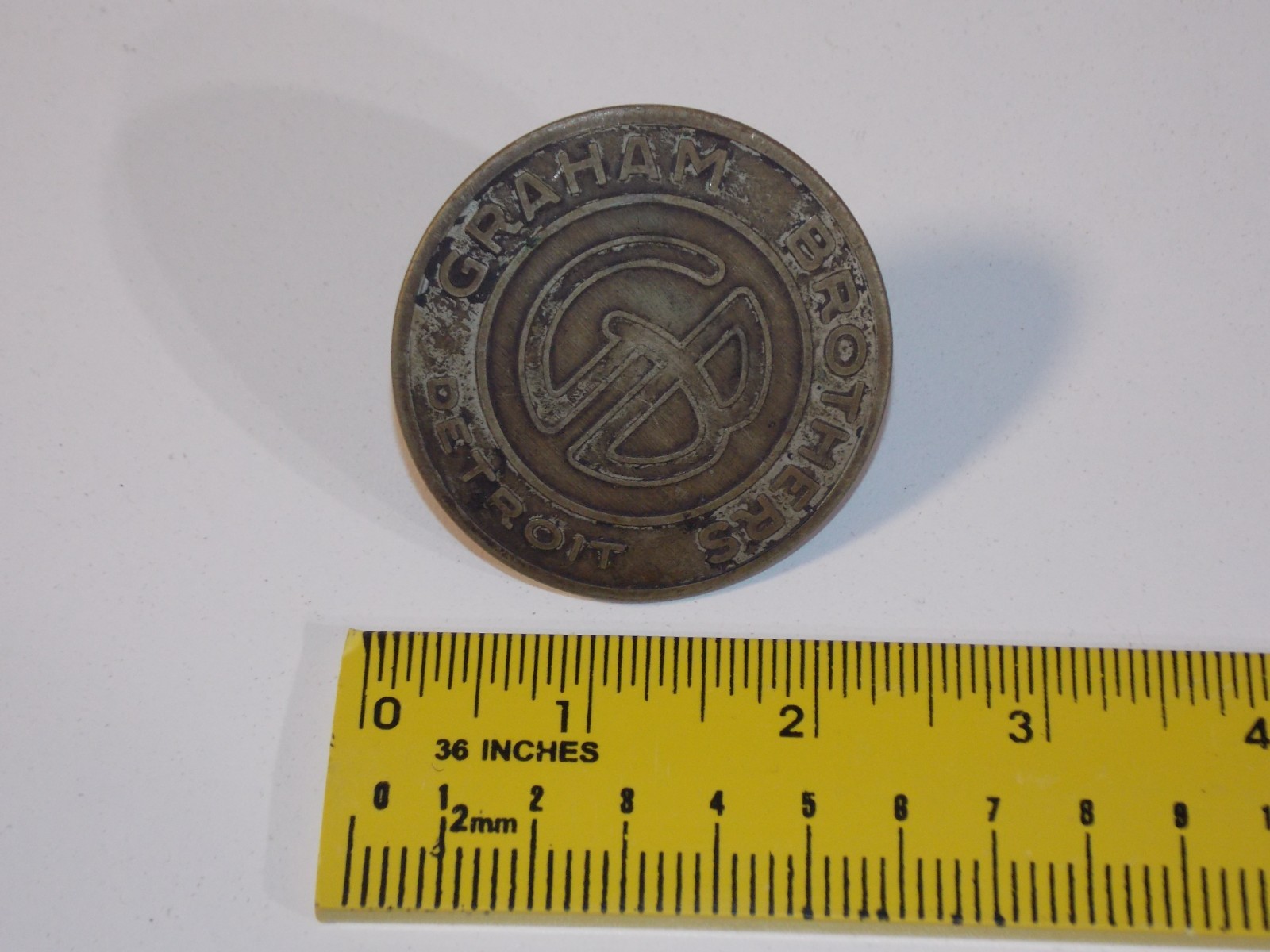 Rare 1926-1928 Graham Brothers GB Detroit Car Radiator Automotive Badge Emblem