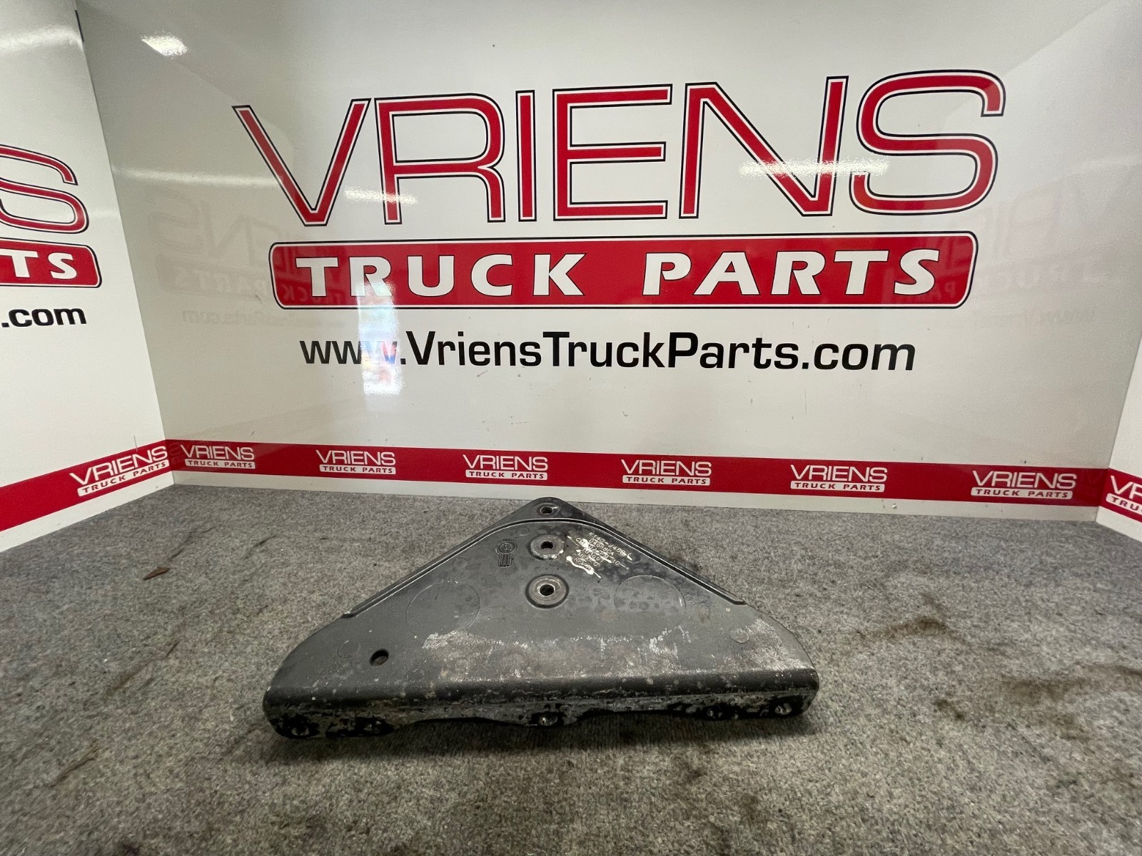 KENWORTH K140-2468 GUSSET-AG2 SUSPENSION