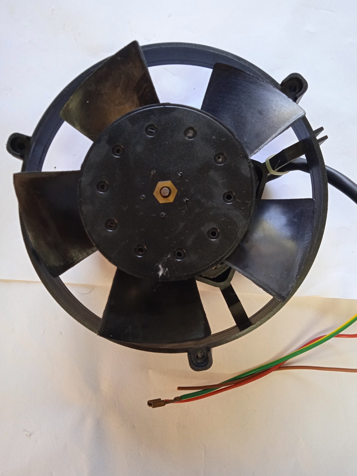 cooling fan assembly cooling fan assembly