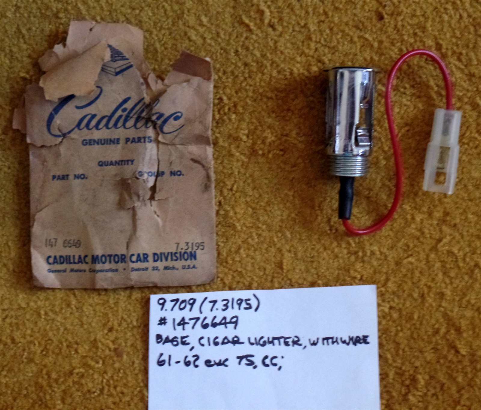 1961-62 Cadillac Instrument Panel Ash Tray Cigar Lighter Socket/Wire NOS 1476649