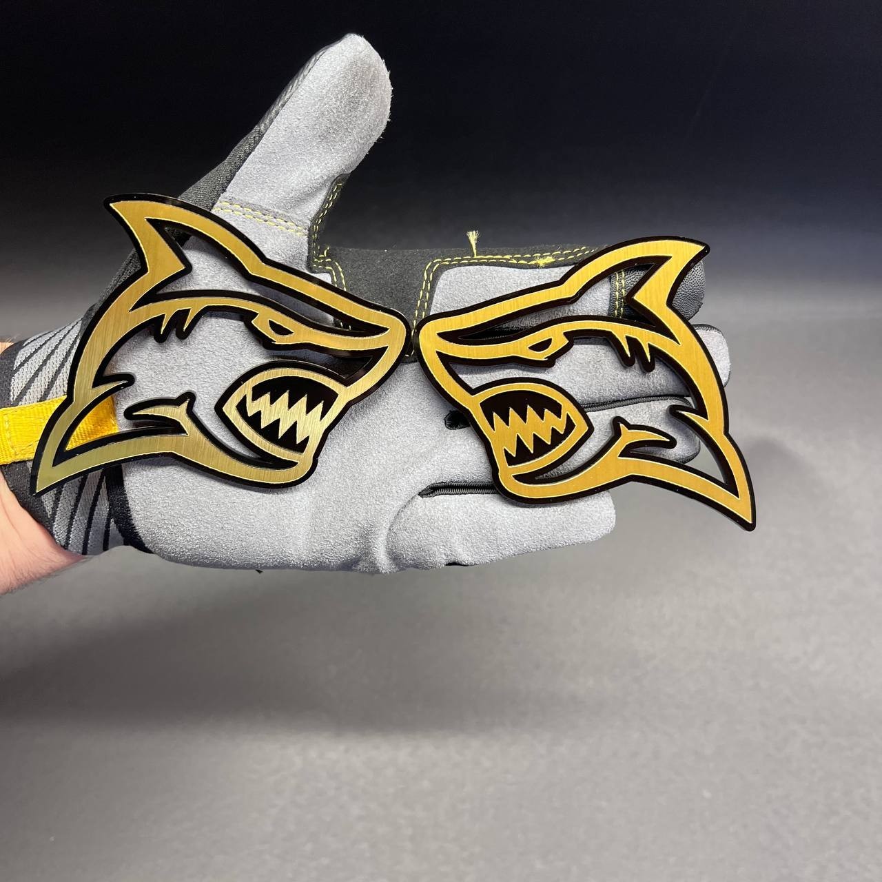2PC SHARK HEAD GOLD Custom Acrylic Car Badges Emblem Fender Angry Aggressive 2PC SHARK HEAD GOLD Custom Acrylic Car Badges Emblem Fender Angry Aggressive