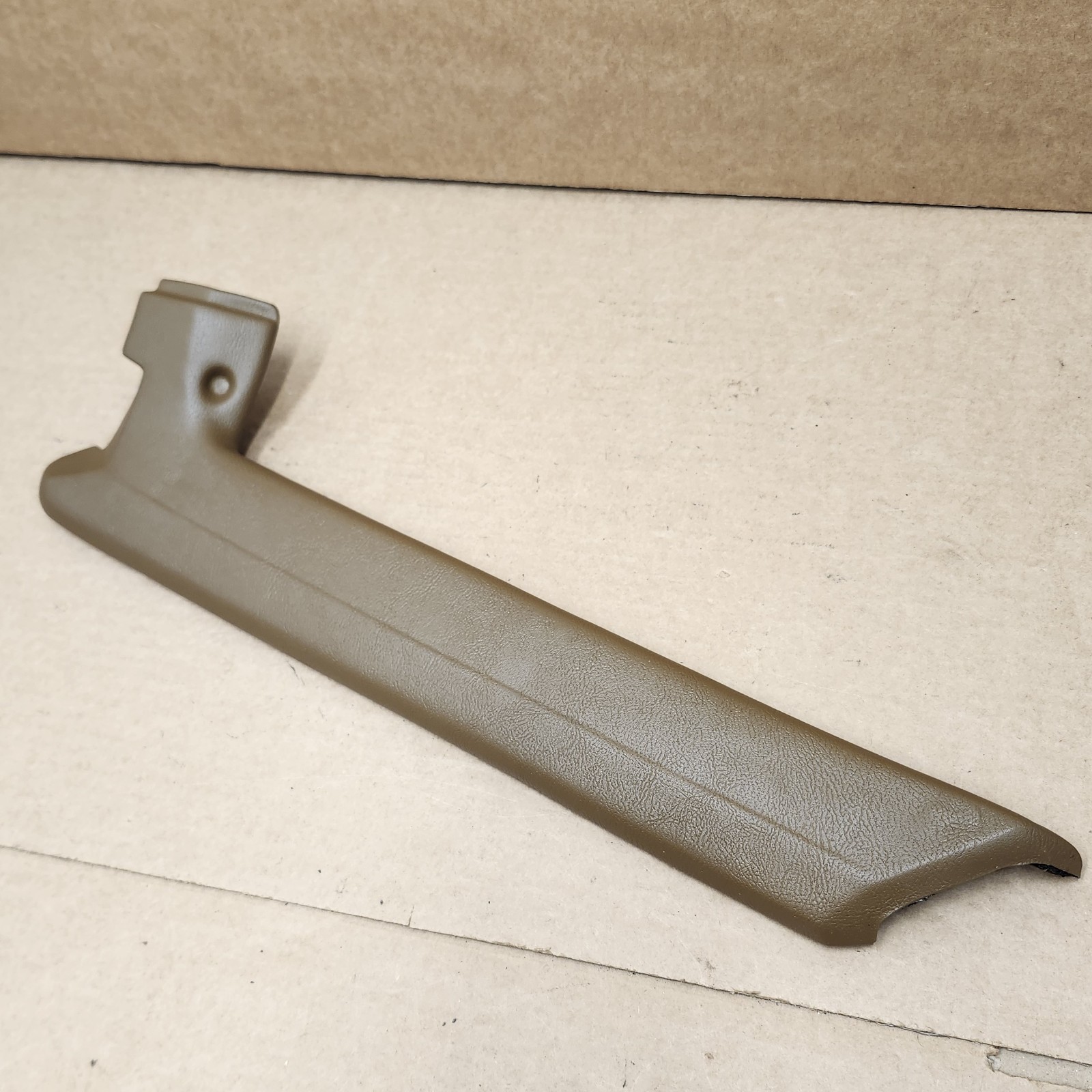 70-72 C3 Corvette LEFT Windshield Pillar Post Molding Trim Dark Saddle NEW LH