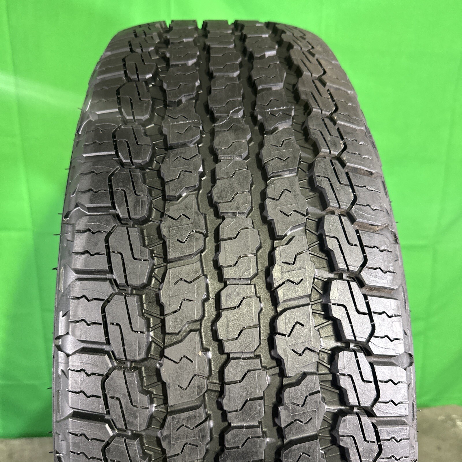 Single,Used-255/70R18 Goodyear Wrangler 113T 10/32 DOT 0919 Single,Used-255/70R18 Goodyear Wrangler 113T 10/32 DOT 0919