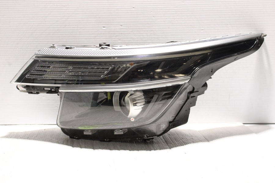2021-2023 Kia Seltos Left Side Halogen Headlight Assembly OEM 92101Q5130