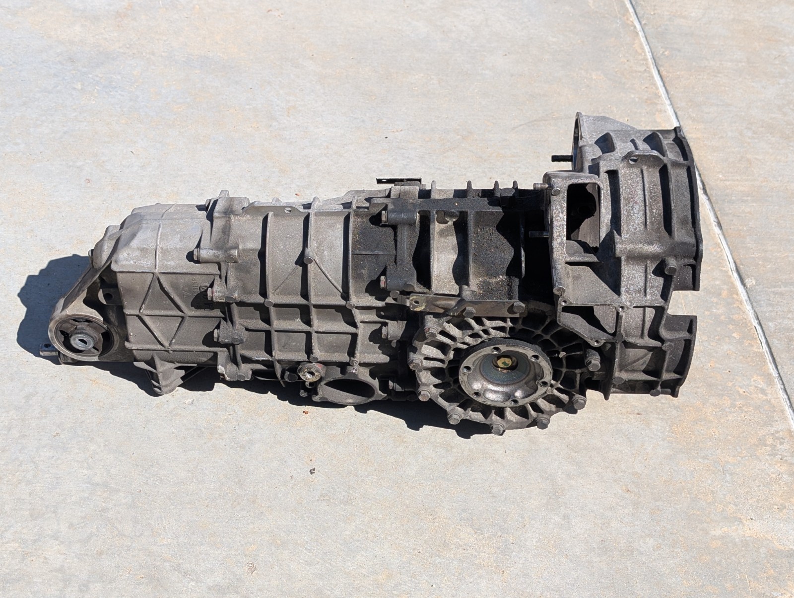 Porsche 993 Carrera G50/20 Manual Gearbox / Transmission G50 (G50201006152) Porsche 993 Carrera G50/20 Manual Gearbox / Transmission G50 (G50201006152)