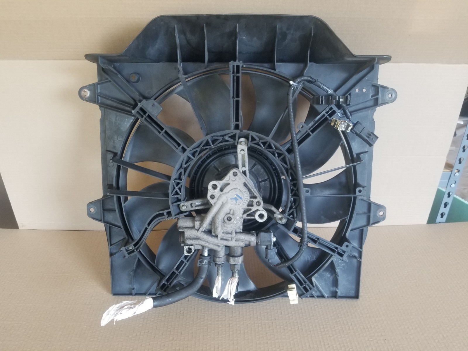 01-04 Jeep Grand Cherokee V8 4.7 Hydraulic Engine Cooling Fan Assembly 01-04 Jeep Grand Cherokee V8 4.7 Hydraulic Engine Cooling Fan Assembly