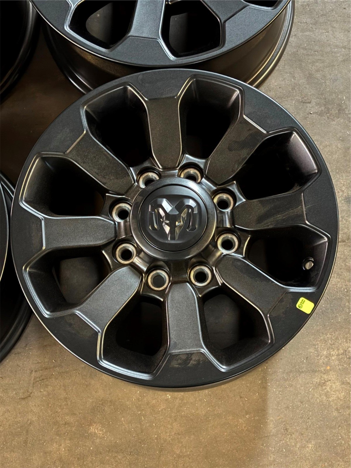 Single x1 New OEM 17