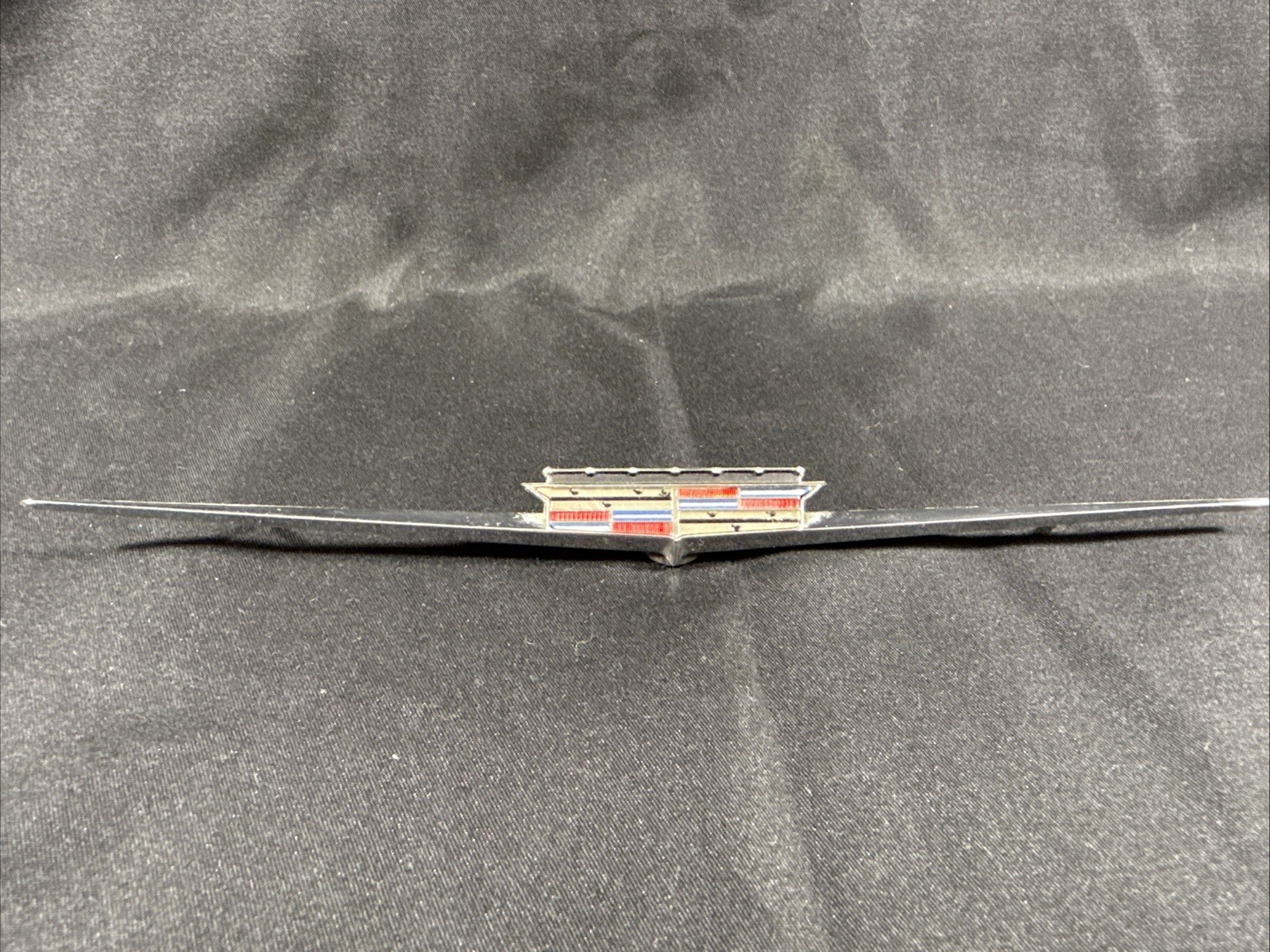 Original 1950’s Cadillac Shield Dashboard Ornament Emblem 9\