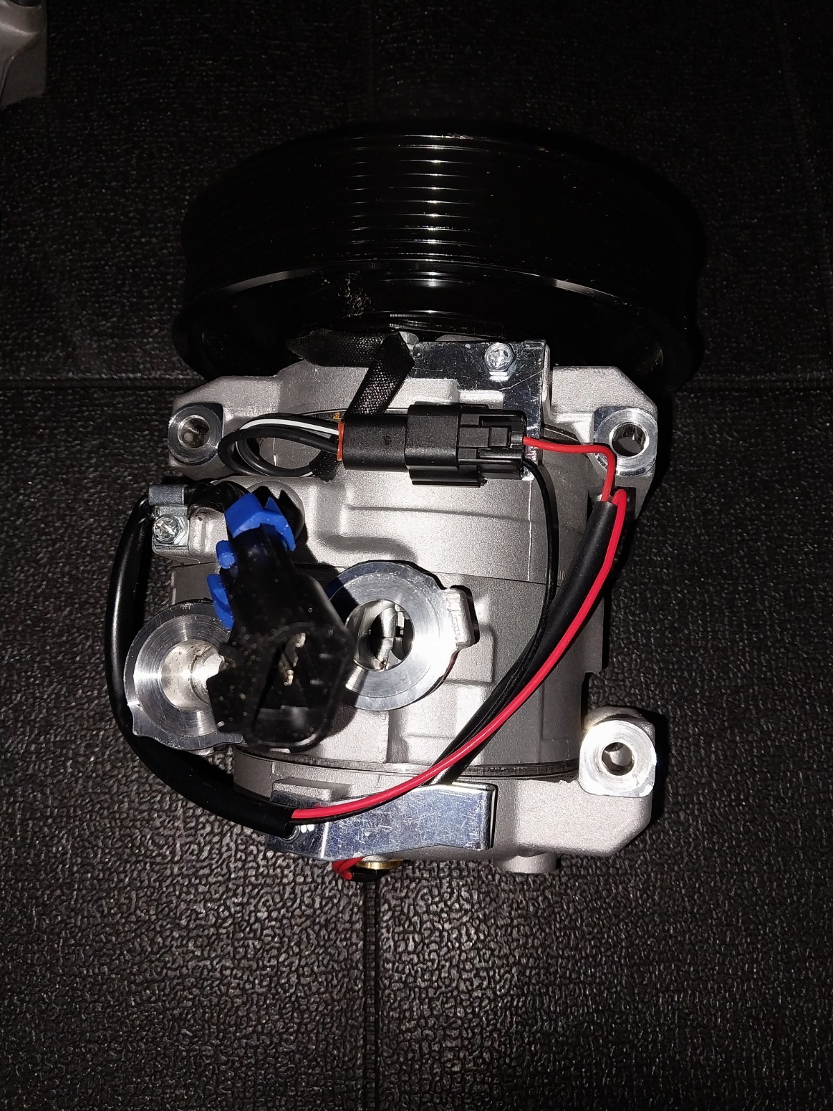 A-Premium AC Compressor with Clutch For Freightliner Cascadia 2011-2019