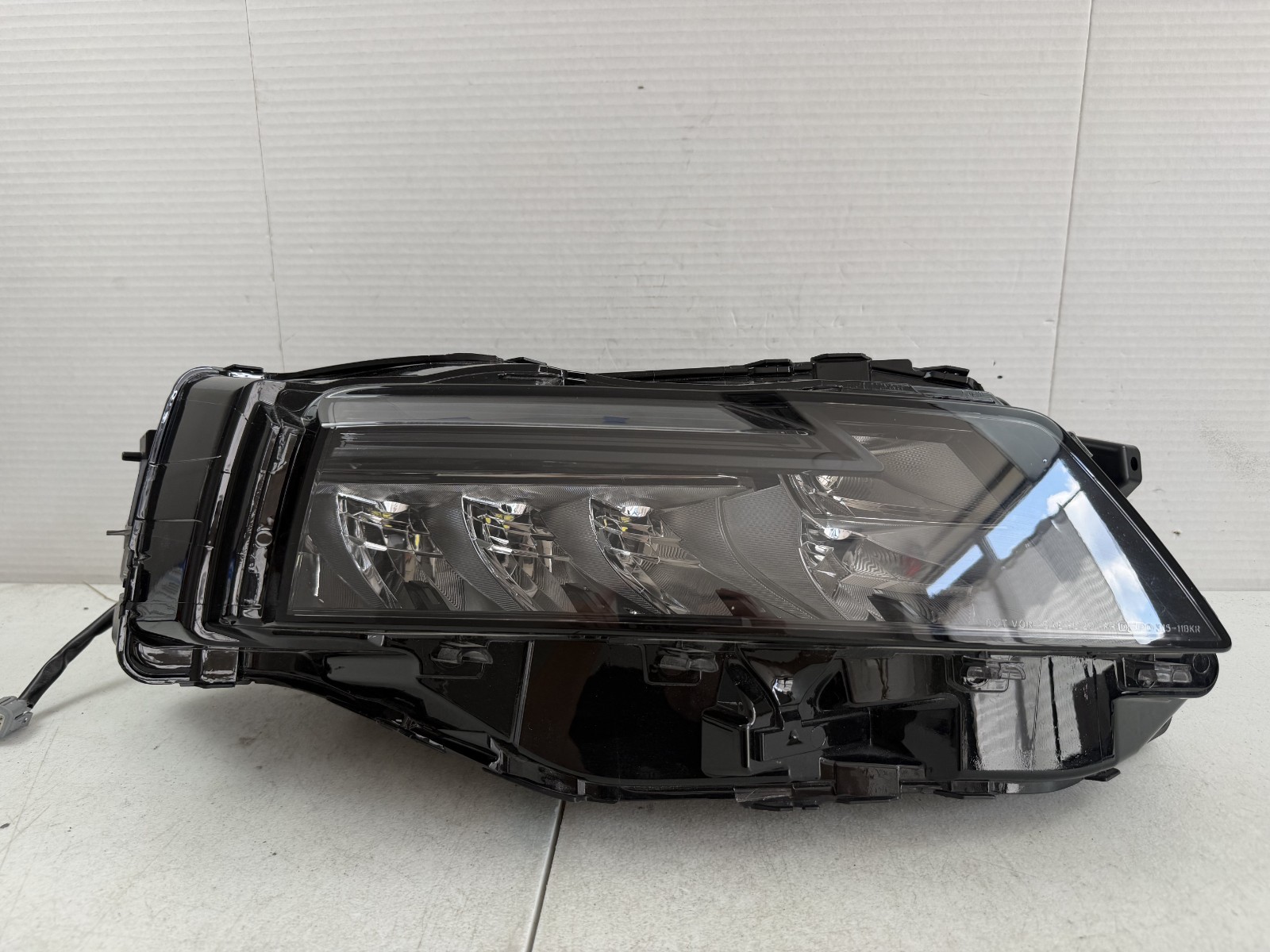 2021-2023 Nissan Rogue Headlight LED Passenger Side RH
