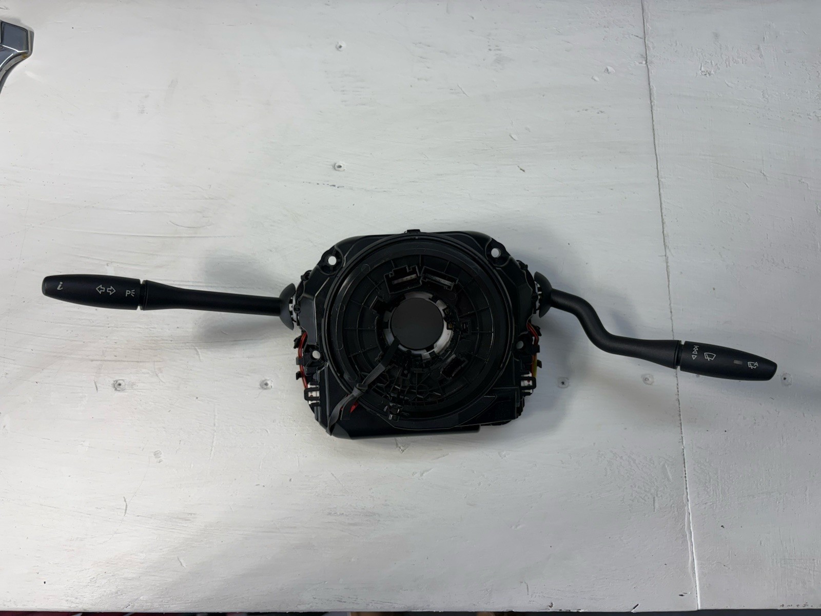 61319354054 17-23 Rolls Royce Steering Column Clock Spring