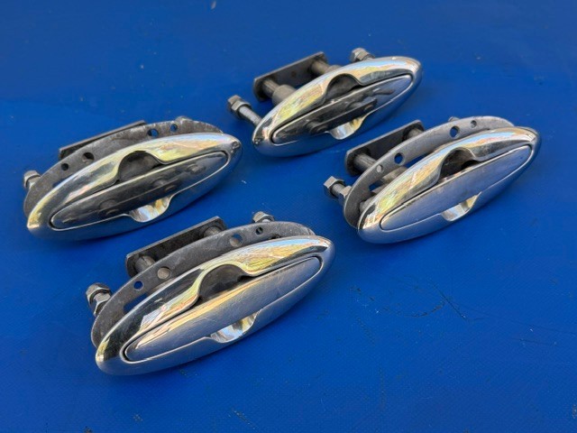 Lot of 4 Attwood Boat 665127 Cleats Pull Up 4 1/2\ Lot of 4 Attwood Boat 665127 Cleats Pull Up 4 1/2\