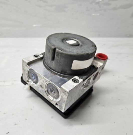 2015-2016 Dodge Challenger Chrysler 300 ABS Anti Lock Brake Pump Assembly Oem