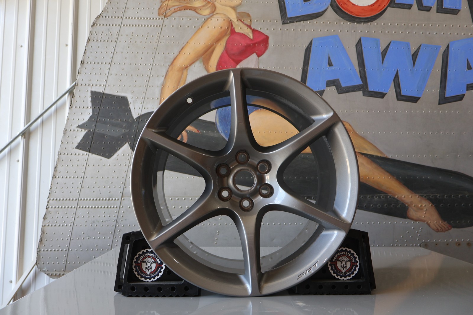 1TH18GD3AA NEW OEM 2010 DODGE VIPER SRT-10 ACR REAR WHEEL RIM 19