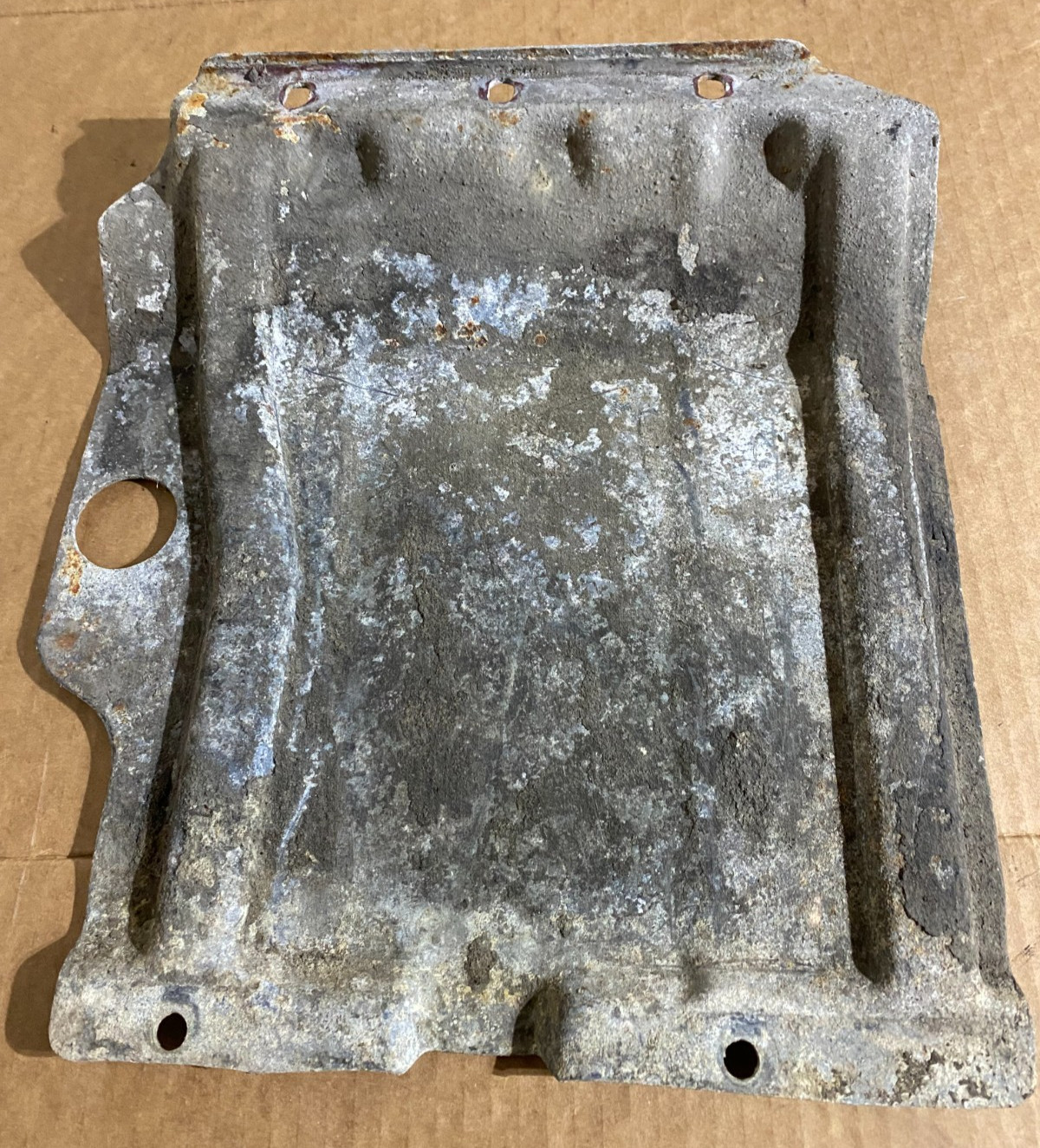 Protecting Plate (Skid Plate). Saab 900 1986-93. 4008793 Protecting Plate (Skid Plate). Saab 900 1986-93. 4008793