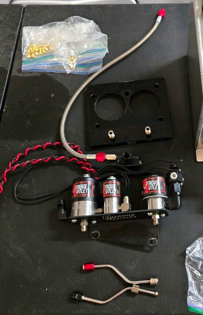 Nitrous Outlet GM 93-97 LT1 58mm Plate System (No Bottle) Nitrous Outlet GM 93-97 LT1 58mm Plate System (No Bottle)