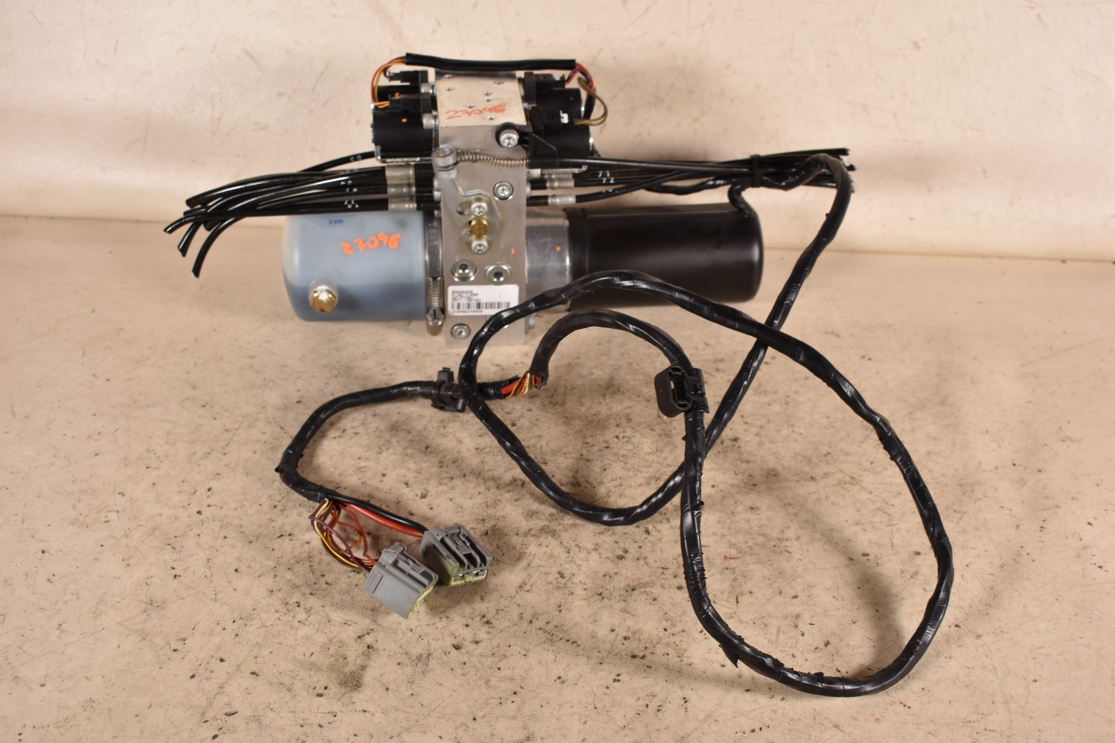 06-13 VOLVO C70 CONVERTIBLE PUMP HYDRAULIC PUMP 09466628 OEM