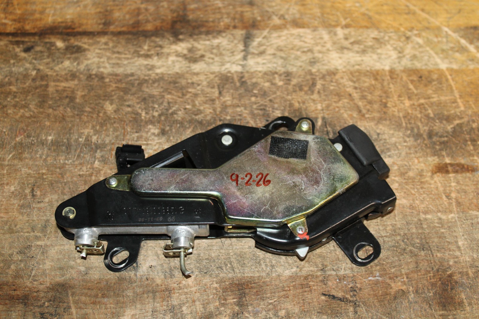 90-02 MERCEDES R129 SL500 500SL Right Tonneau Cover Lock Cylinder 1298001674