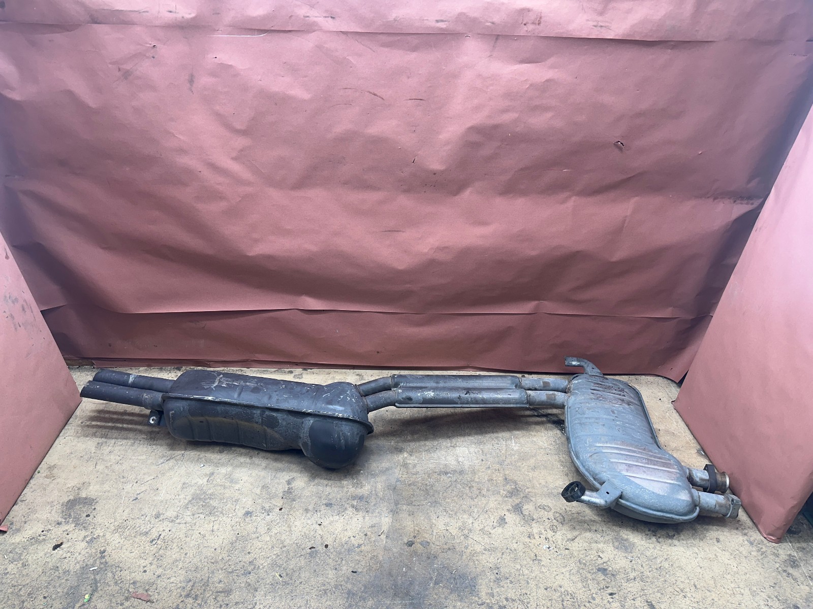 BMW E24 635CSI Rear Mufflers Exhaust System (85-89) OEM 124K Miles