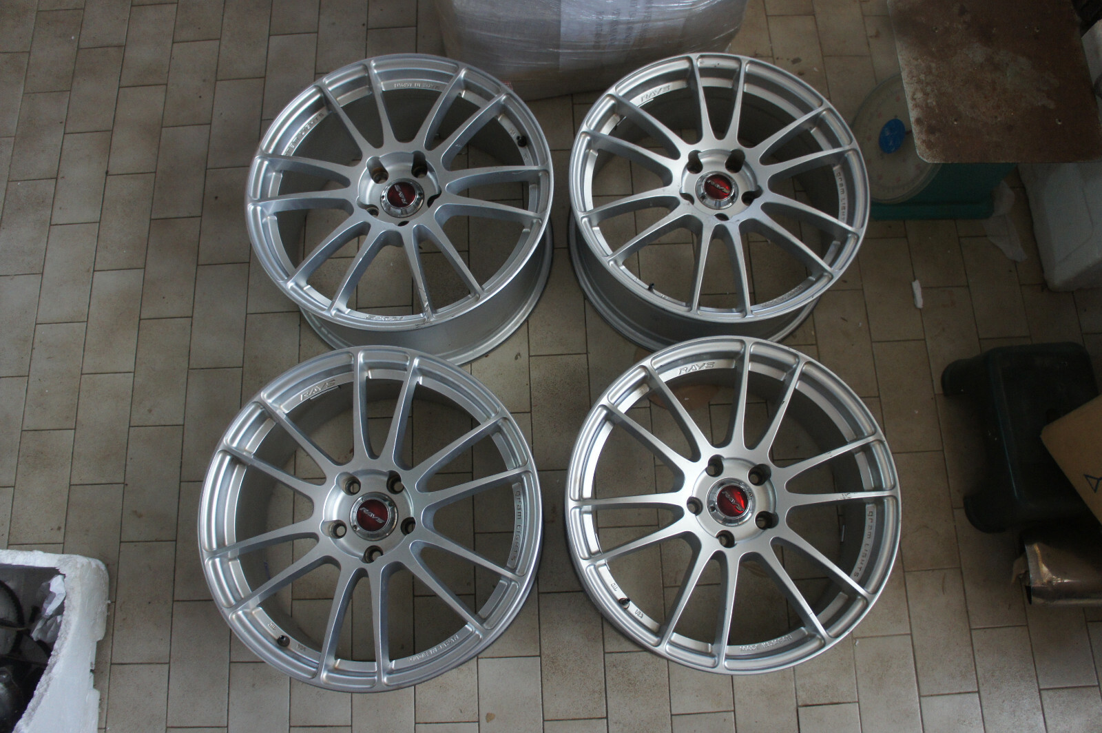 JDM 18\
