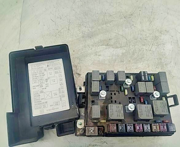 2005-2010 Kia Sportage Engine Fuse Box Assembly OEM