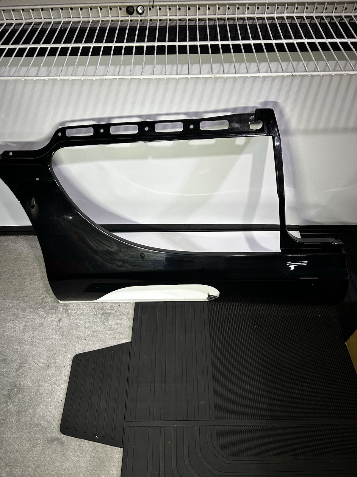 OEM Mercedes-Benz SLR McLaren Left Front Fender 2004-2009 Driver Side Genuine