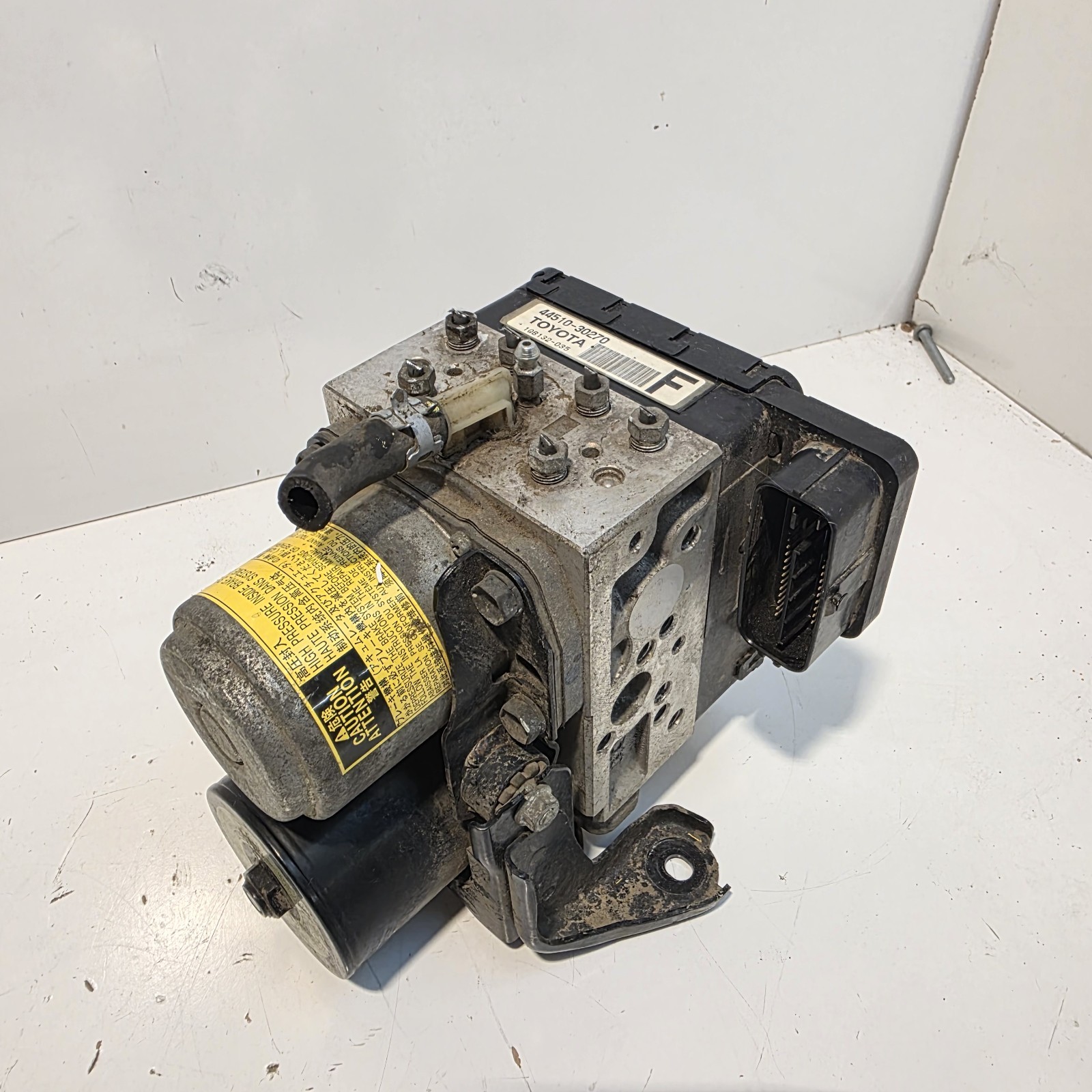 Toyota Camry 2007-2011 Hybrid Anti lock Brake ABS 44510-30270 Oem Used Toyota Camry 2007-2011 Hybrid Anti lock Brake ABS 44510-30270 Oem Used