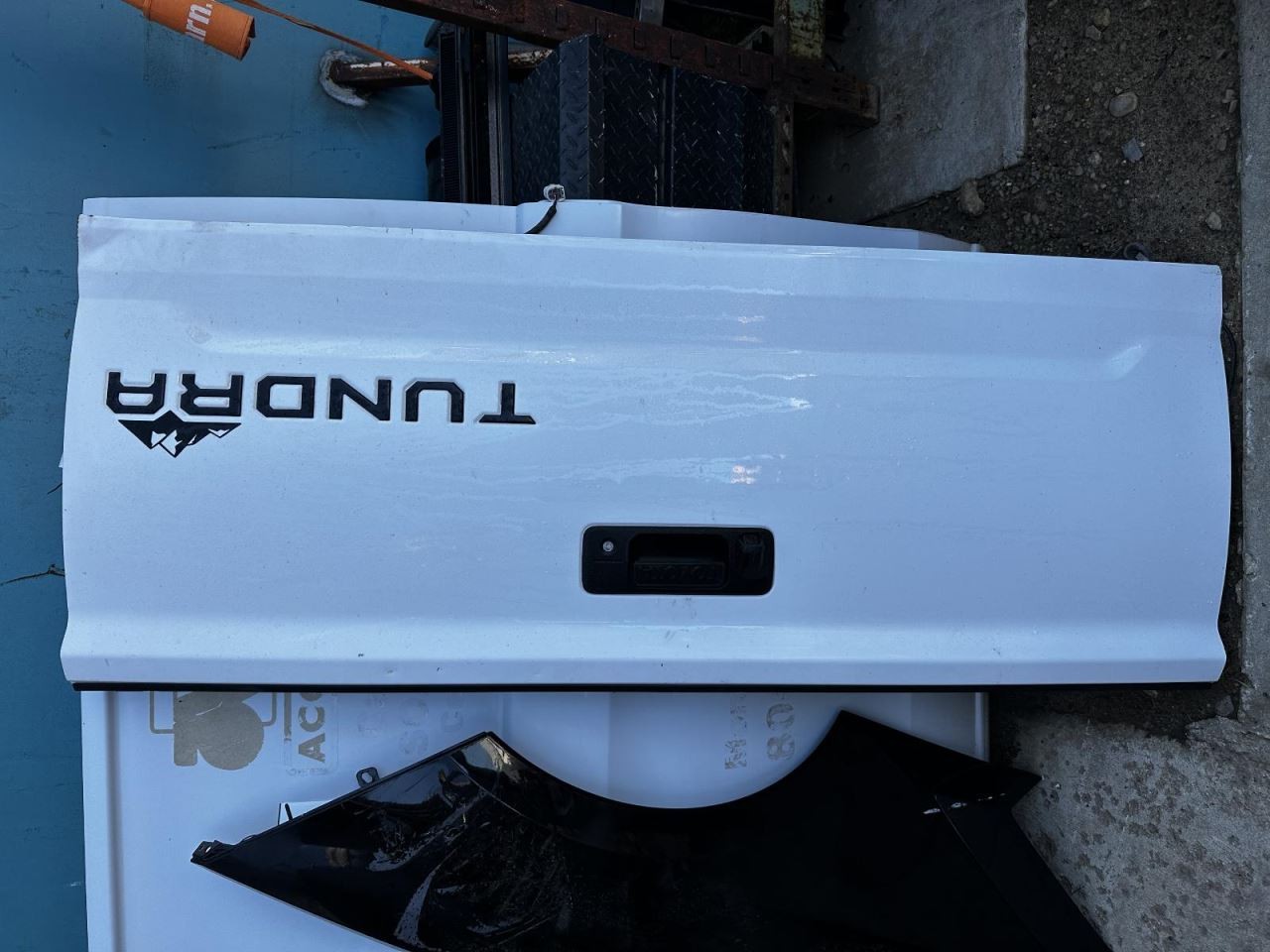 (LOCAL PICKUP ONLY) Trunk/Hatch/Tailgate Fits 14-21 TUNDRA 2009482