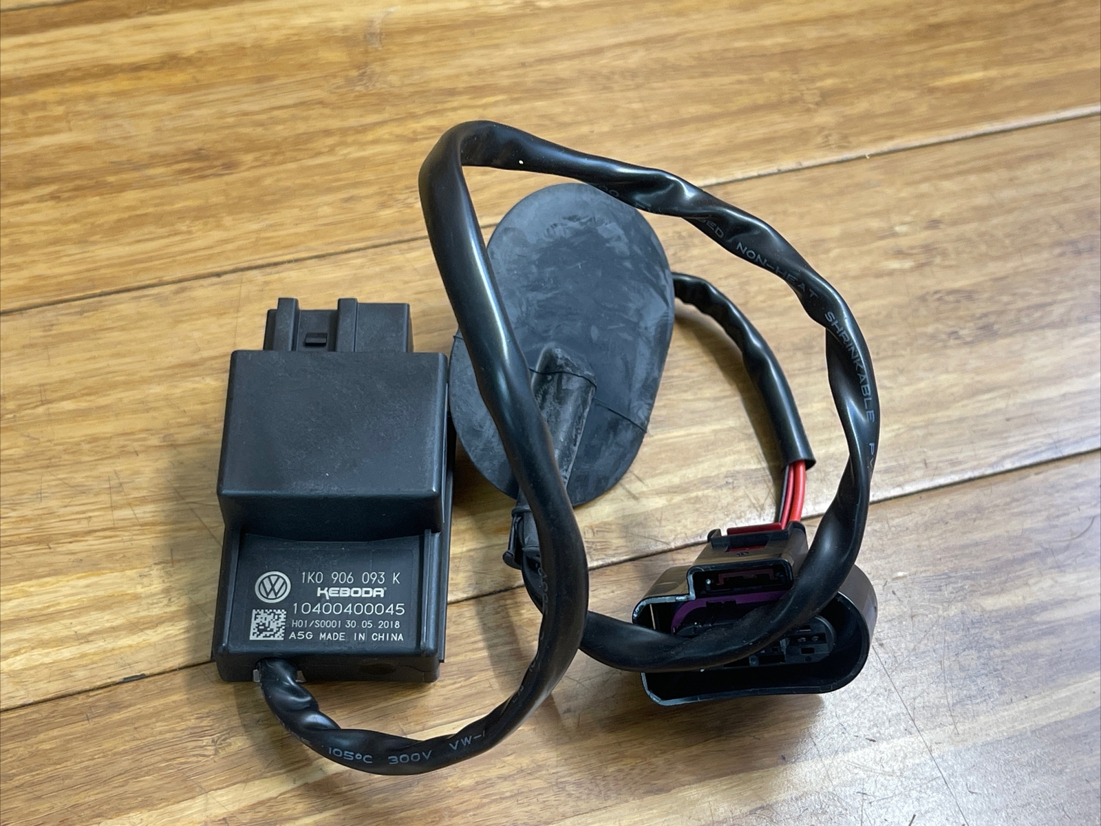 2018-2019 Volkswagen Passat GasoLine FUEL PUMP Computer Control Module Unit OEM