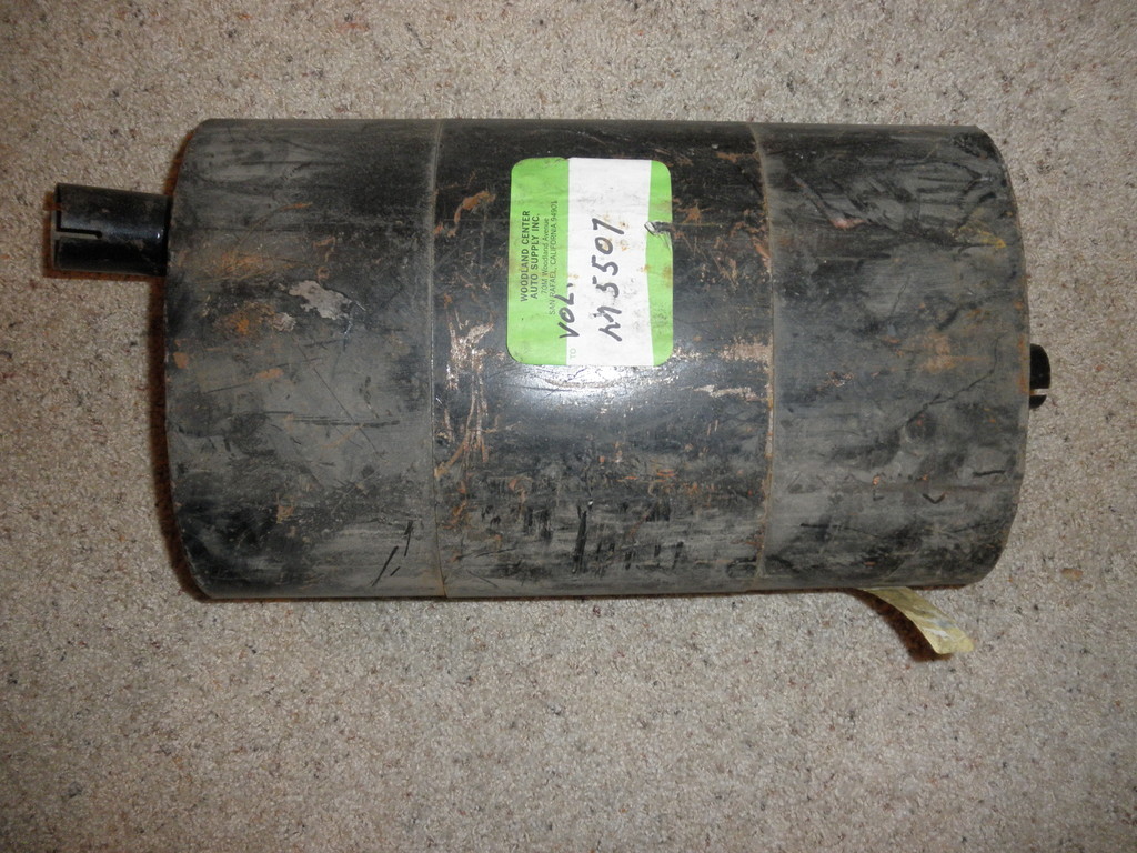 NOS Volvo#663.456 1959-62 B16,P121,122S,Amazon,P220 BapGeon#M5507 Center Muffler