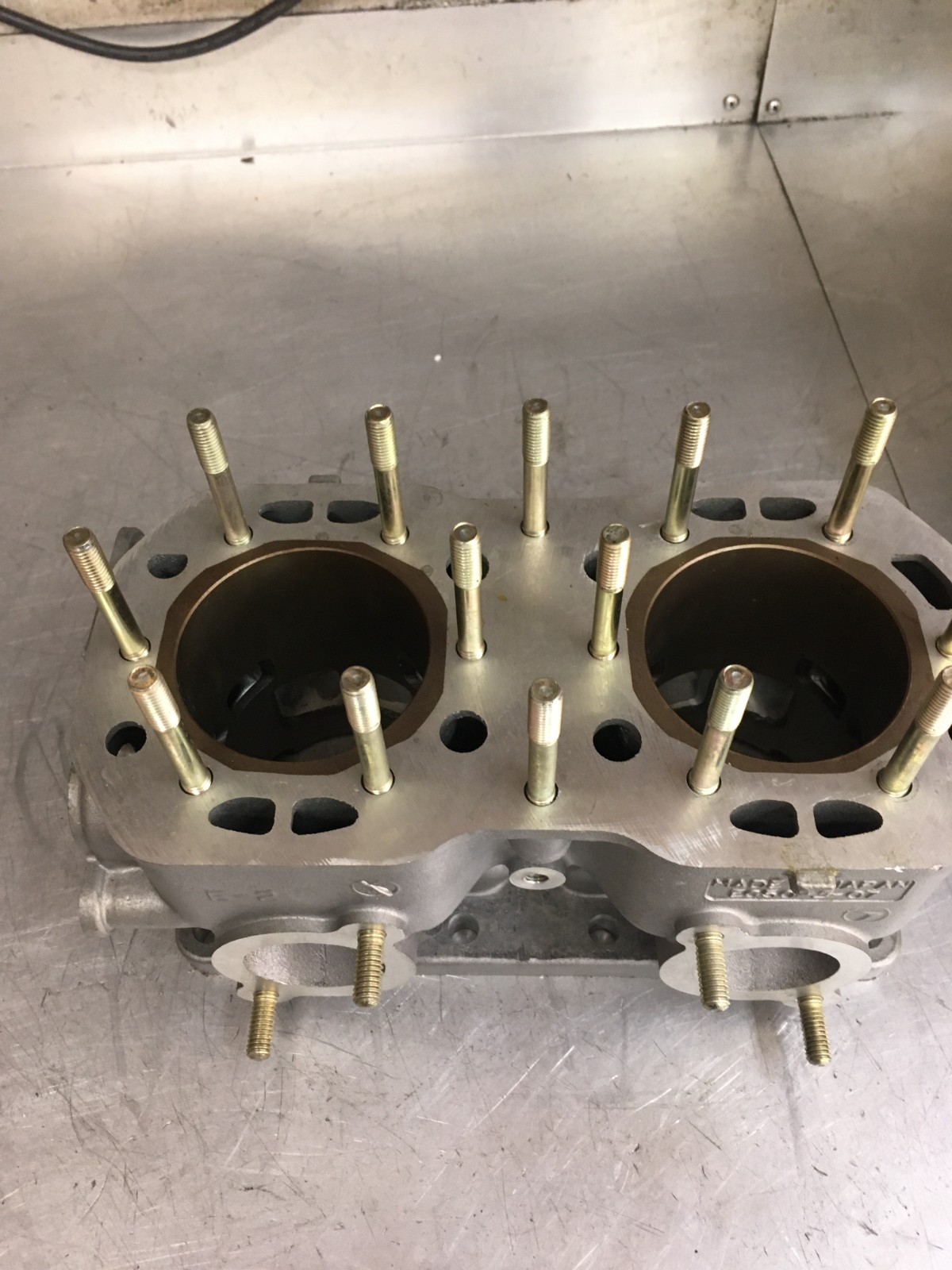 91-97 Polaris Indy Fuji 500  cylinders EC50PL07 oem new