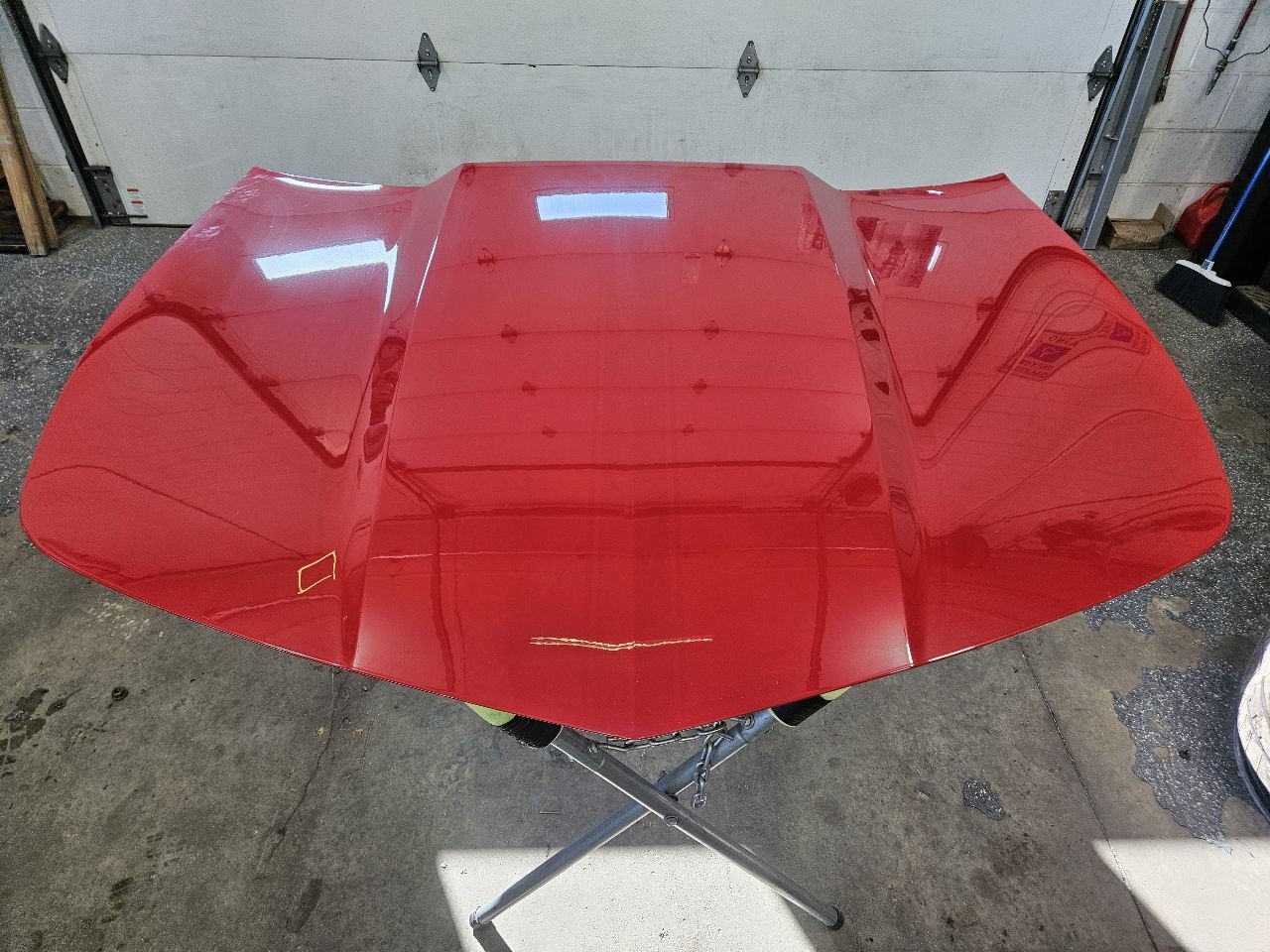 2010-2015 CAMARO SS HOOD VICTORY RED GCN 13-15