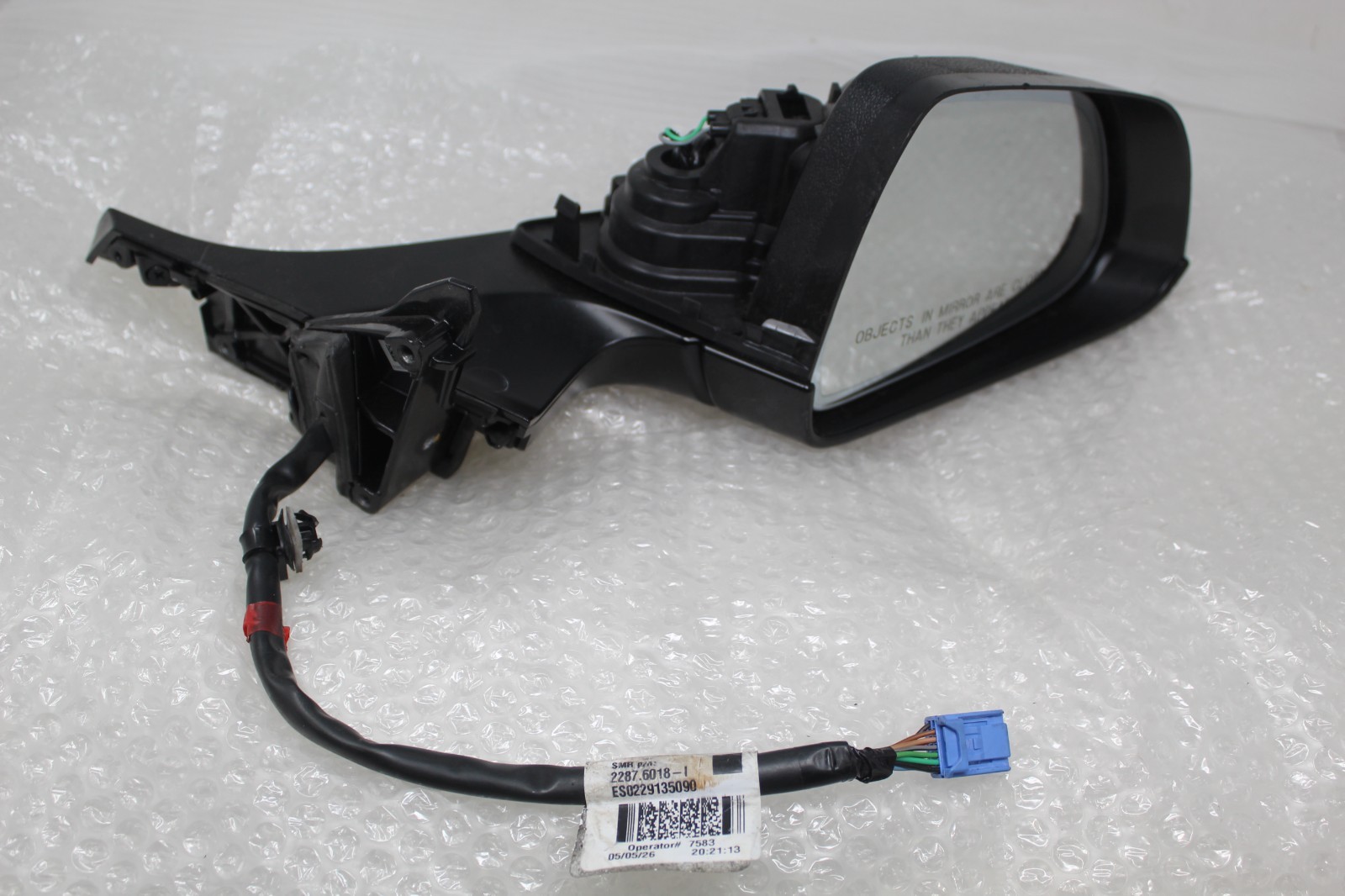 2017-2023 Genuine Tesla Model 3 Right Door mirror Glass cover 1592032-00-J OEM 2017-2023 Genuine Tesla Model 3 Right Door mirror Glass cover 1592032-00-J OEM