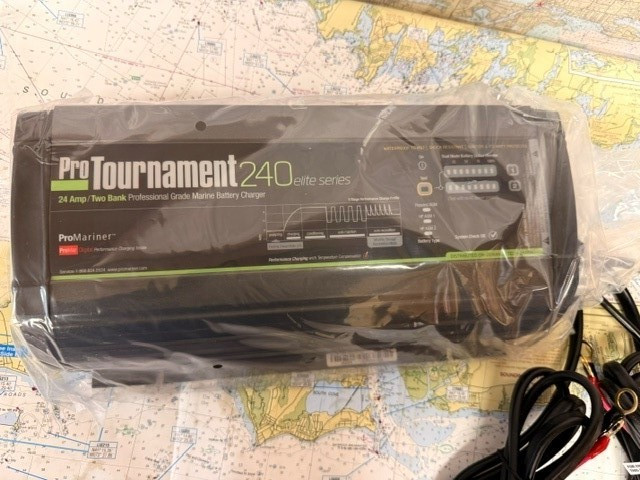 Pro-Mariner #52024 ProTournament 240 Elite Dual Marine Battery Charger.
