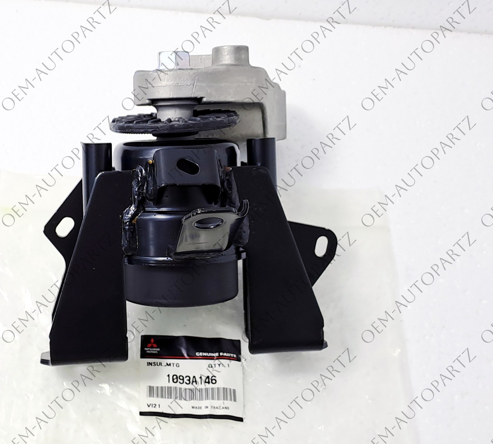 1093A146 Insulator Engine Mounting Genuine Mitsubishi Mirage Space Star NEW OEM 1093A146 Insulator Engine Mounting Genuine Mitsubishi Mirage Space Star NEW OEM
