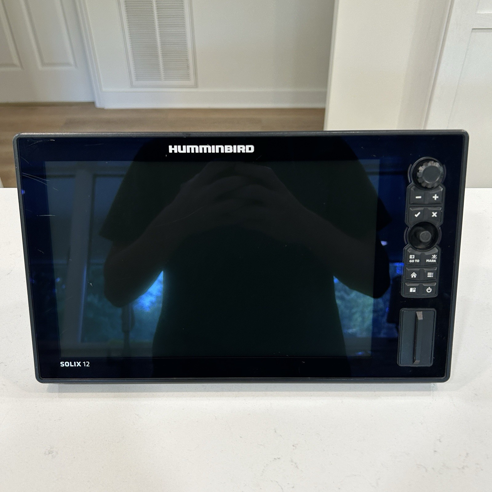 Humminbird Solix 12 SI G1 Fish Finder GPS Chartplotter Side Imaging Humminbird Solix 12 SI G1 Fish Finder GPS Chartplotter Side Imaging