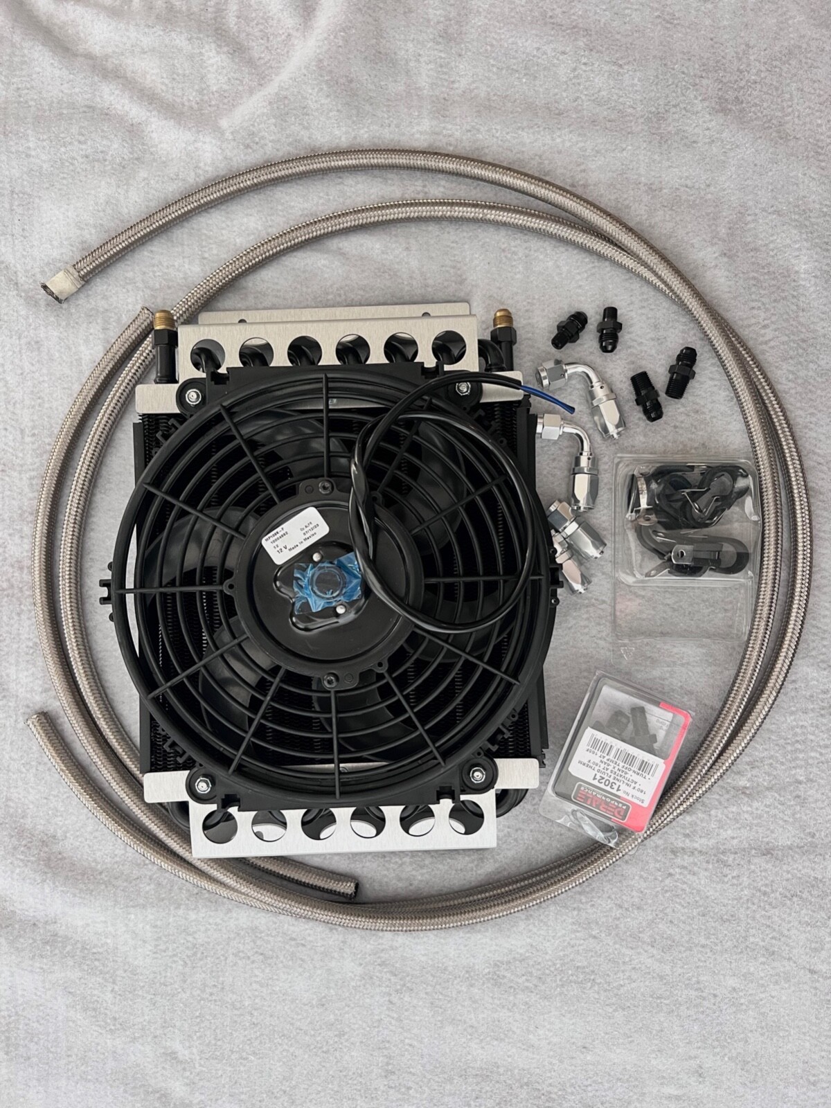 DERALE 13700 GM 4L80/85E TRANS COOLER W/FAN COMPLETE KIT W/AN LINE & THERMOSTAT DERALE 13700 GM 4L80/85E TRANS COOLER W/FAN COMPLETE KIT W/AN LINE & THERMOSTAT