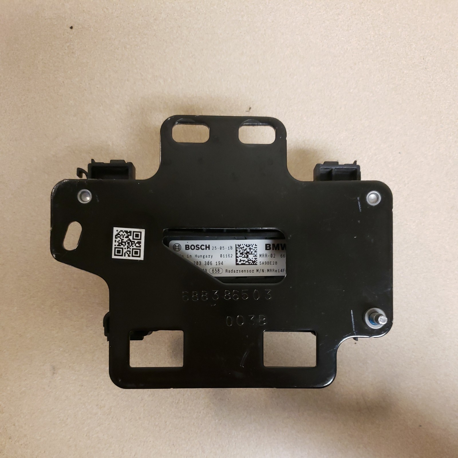 2019-2025 BMW Adaptive Cruise Control Distance Sensor Radar 66-31-5-A9B-E28 OEM 2019-2025 BMW Adaptive Cruise Control Distance Sensor Radar 66-31-5-A9B-E28 OEM