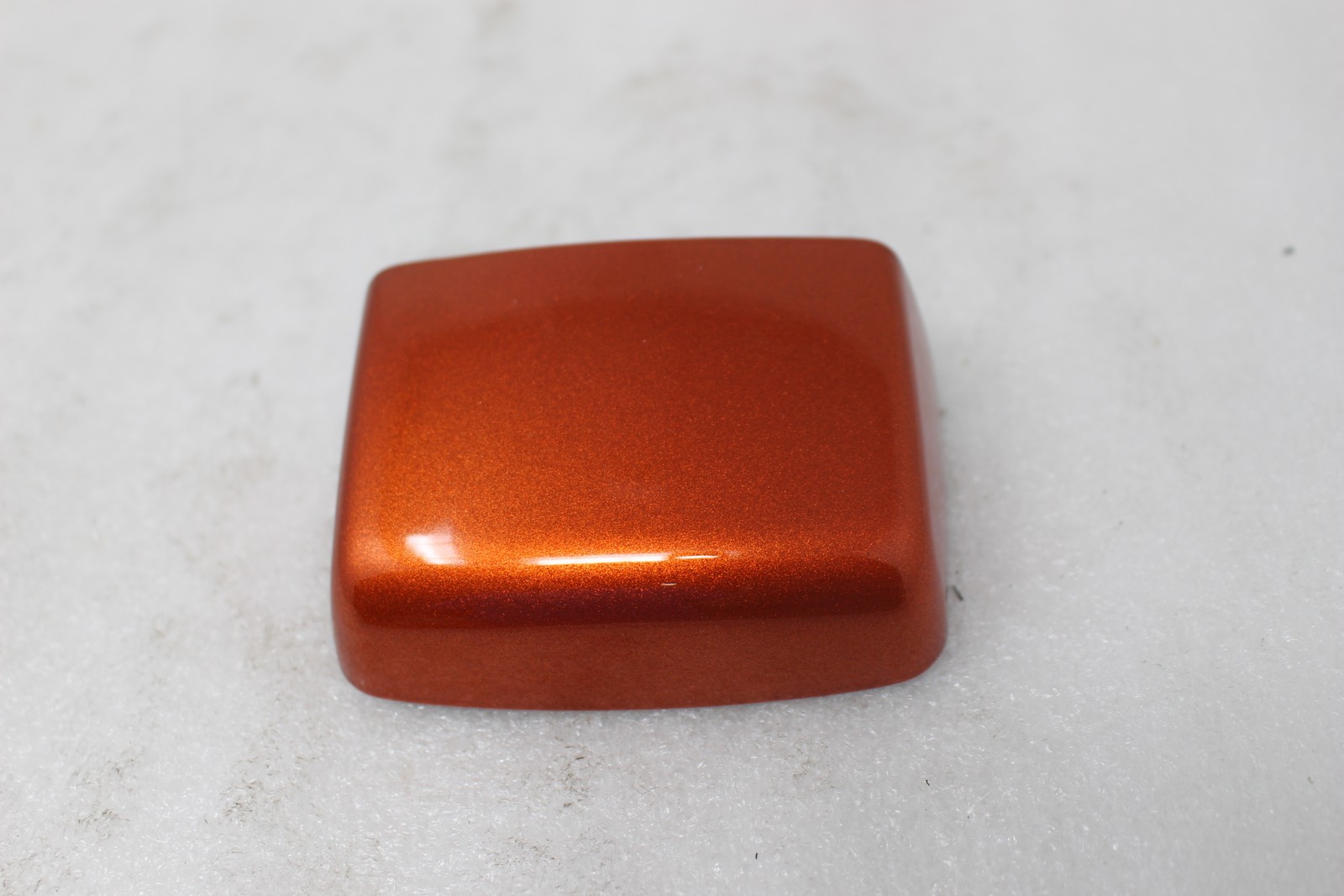 67900096DED NEW OEM HARLEY-DAVIDSON CVO LICENSE PLATE LIGHT HOT CITRUS, FLHXSE3 67900096DED NEW OEM HARLEY-DAVIDSON CVO LICENSE PLATE LIGHT HOT CITRUS, FLHXSE3