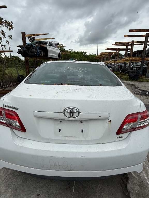 Trunk/Hatch/Tailgate Conventional Ignition Fits 07-11 CAMRY 1486720