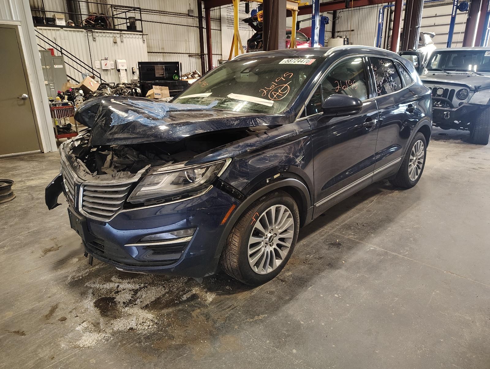 Used Trunk Lid Pull Down Motor fits: 2017 Lincoln Mkc Lid Motor and Pump