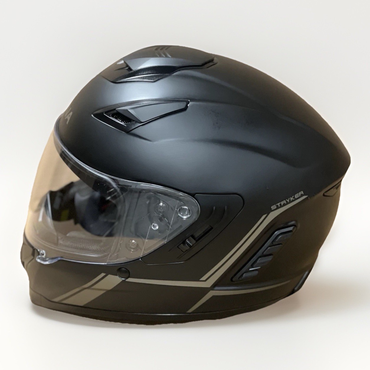 (LARGE) Sena Stryker Motorcycle Helmet Matte Black with Bluetooth (L)